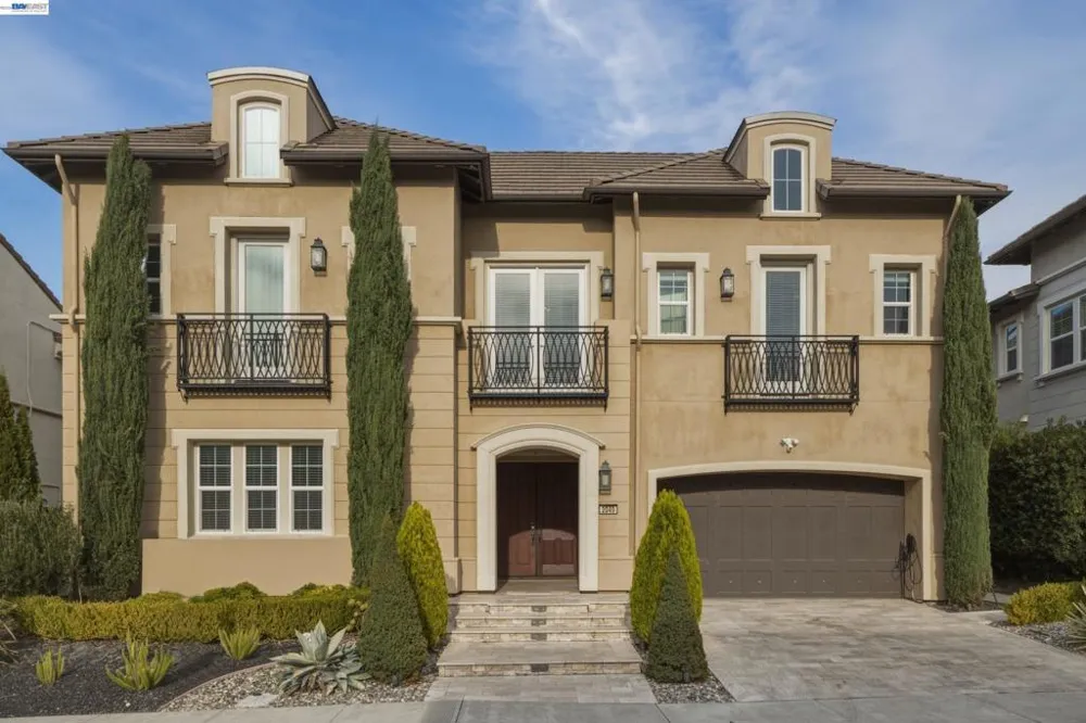 2049 Elderberry Dr San Ramon, CA 94582