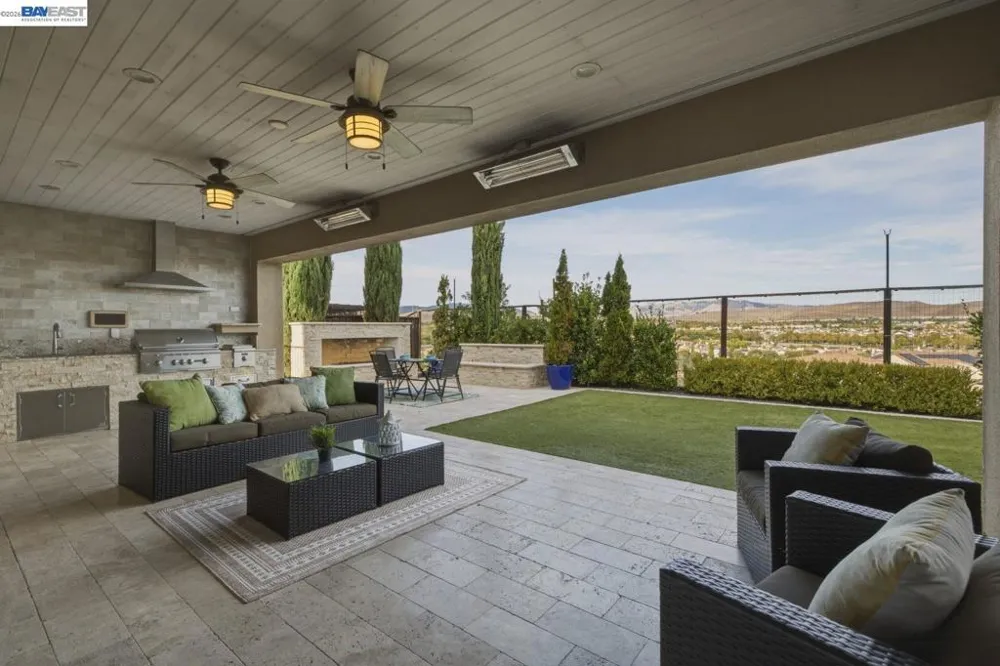 2049 Elderberry Dr San Ramon, CA 94582
