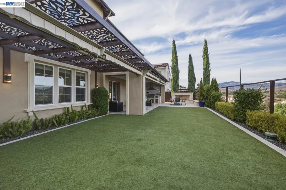 2049 Elderberry Dr San Ramon, CA 94582