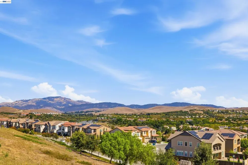 2049 Elderberry Dr San Ramon, CA 94582