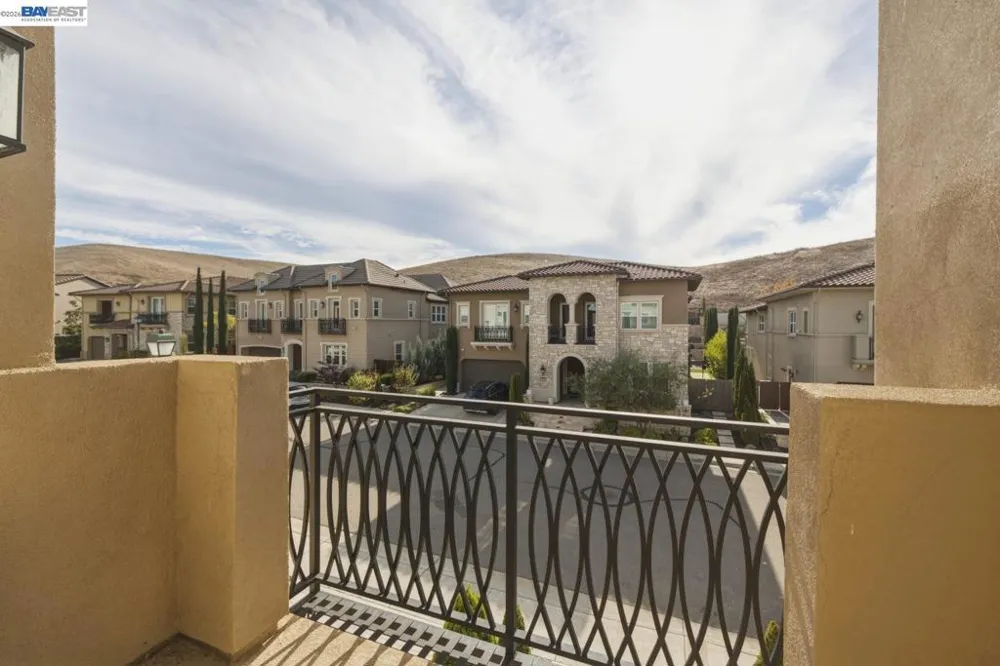 2049 Elderberry Dr San Ramon, CA 94582