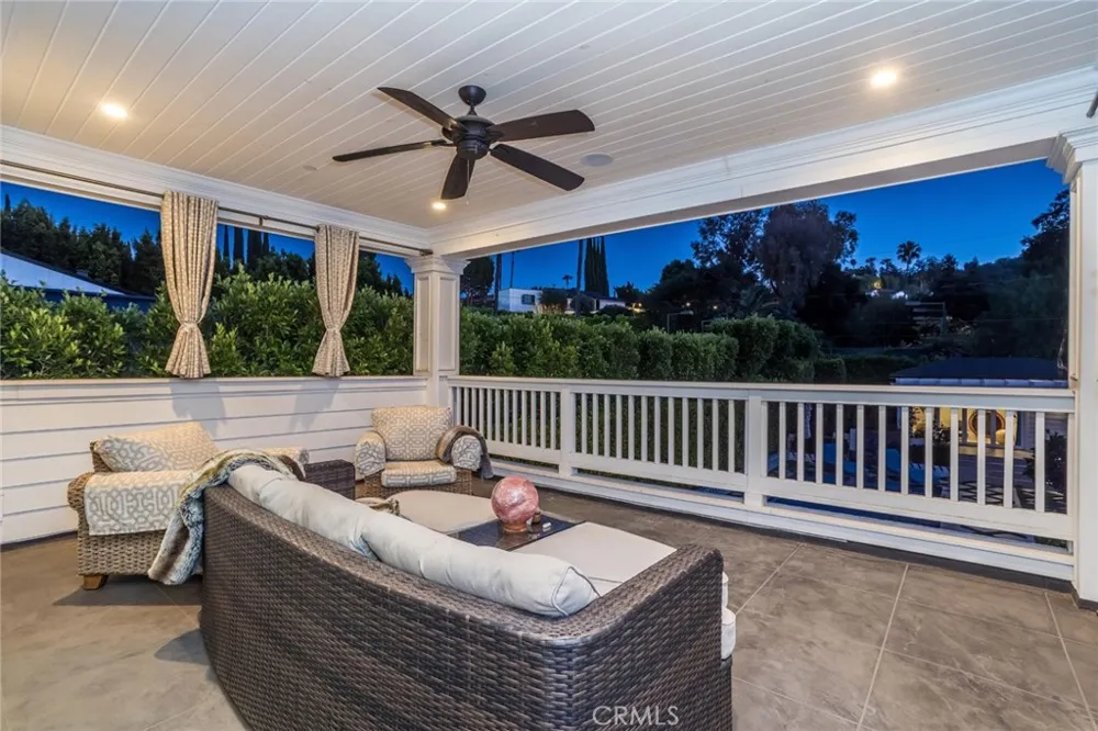 14234 Greenleaf Street Sherman Oaks, CA 91423