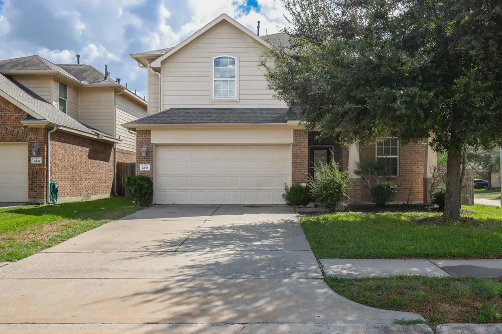 6135 Carver Pines Drive Katy, TX 77494