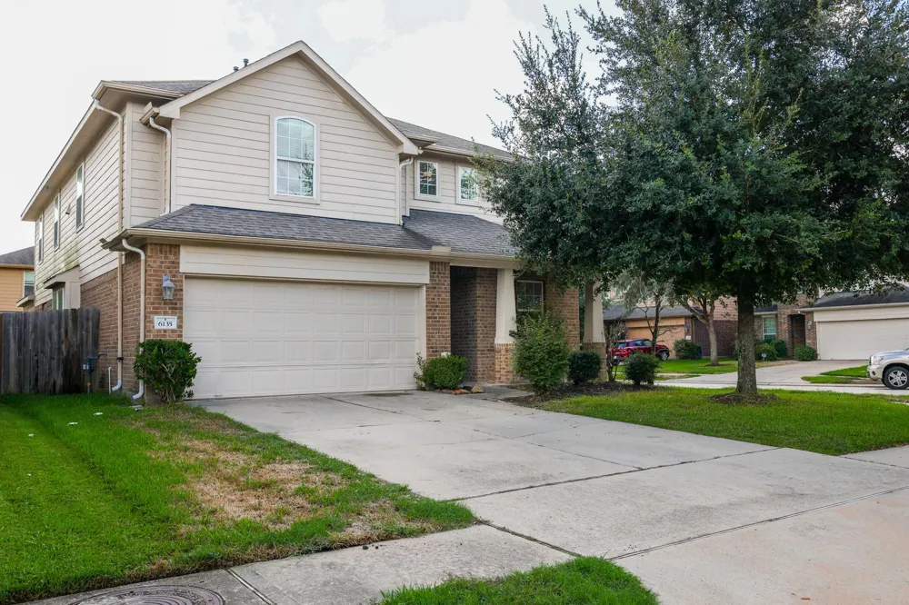 6135 Carver Pines Drive Katy, TX 77494