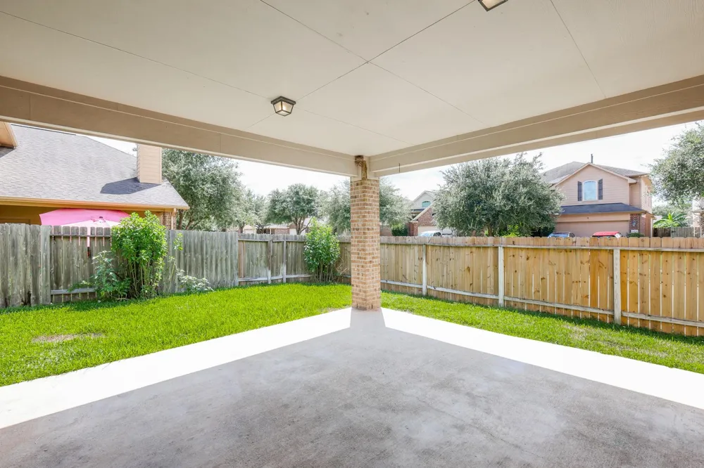 6135 Carver Pines Drive Katy, TX 77494