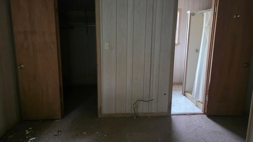 1317 Main Street Anahuac, TX 77514