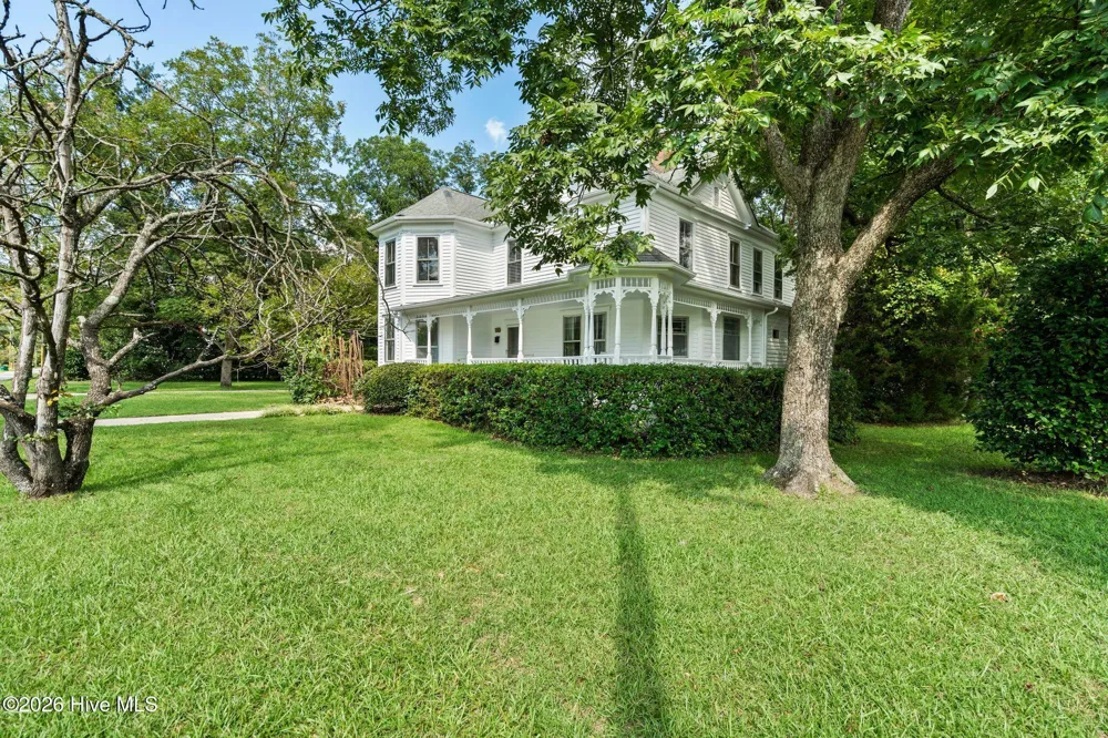 102 Oak Street Chadbourn, NC 28431