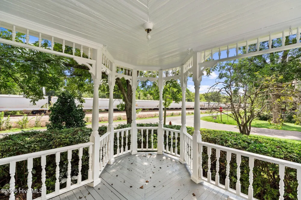 102 Oak Street Chadbourn, NC 28431
