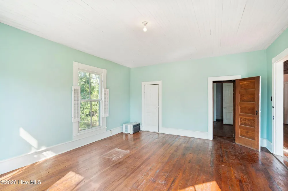 102 Oak Street Chadbourn, NC 28431