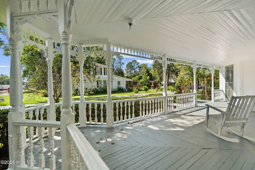102 Oak Street Chadbourn, NC 28431