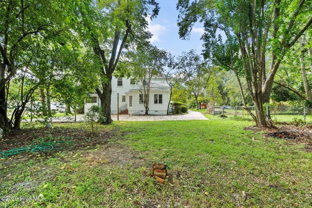 102 Oak Street Chadbourn, NC 28431