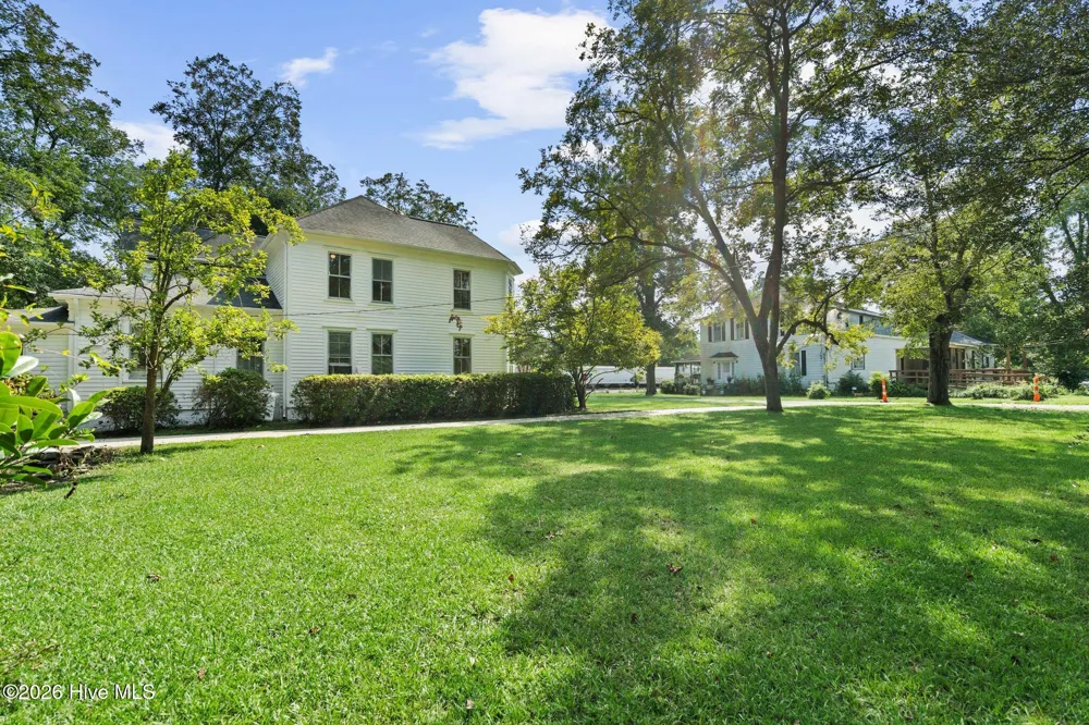 102 Oak Street Chadbourn, NC 28431