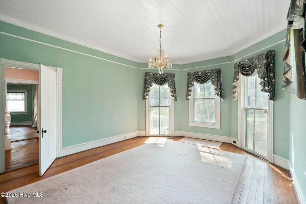102 Oak Street Chadbourn, NC 28431