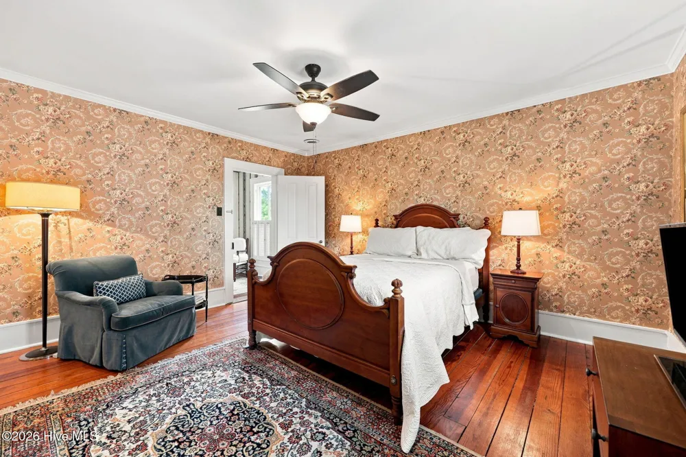 524 W Main Street Washington, NC 27889