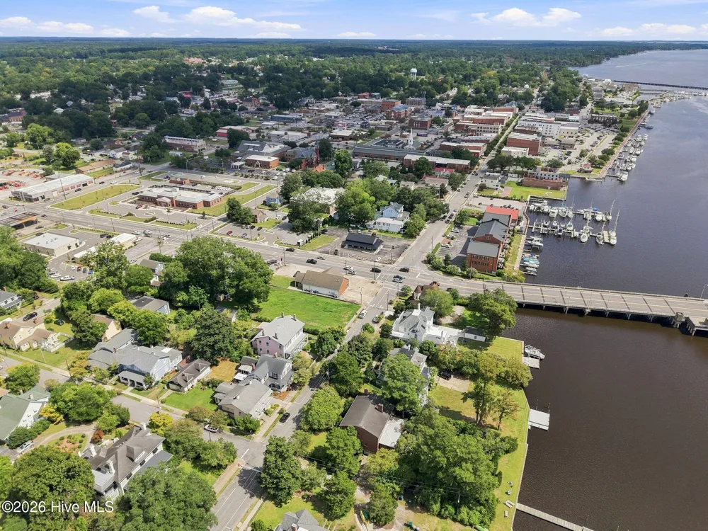 524 W Main Street Washington, NC 27889