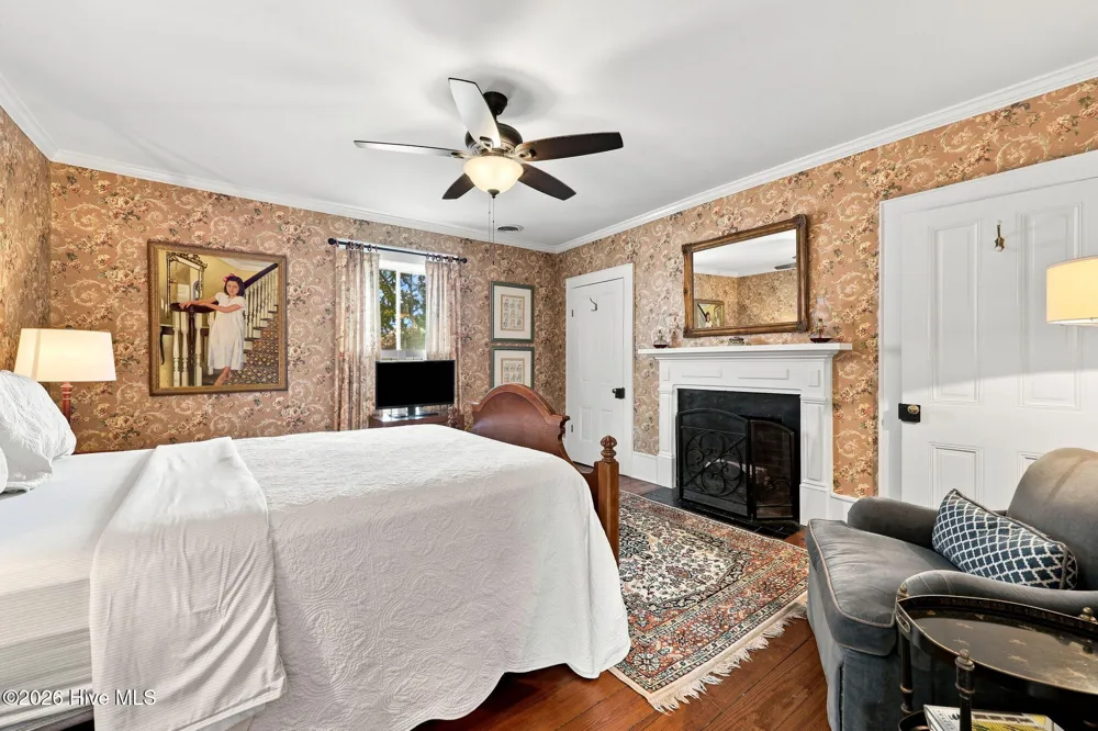 524 W Main Street Washington, NC 27889