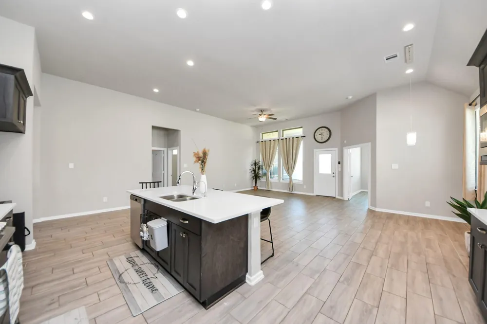 13021 Ocean Breeze Ln Lane La Marque, TX 77568