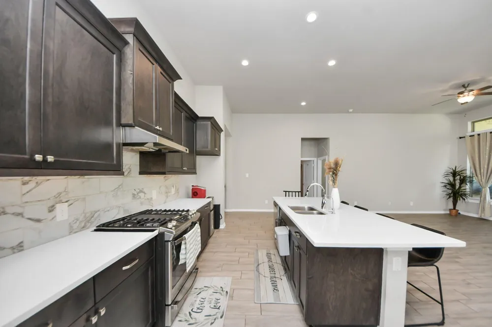 13021 Ocean Breeze Ln Lane La Marque, TX 77568