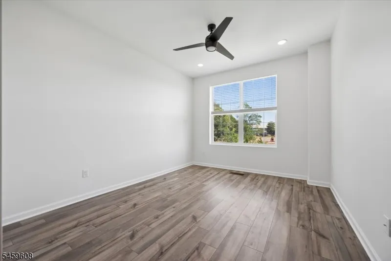 82 Depot Way Dunellen, NJ 08812