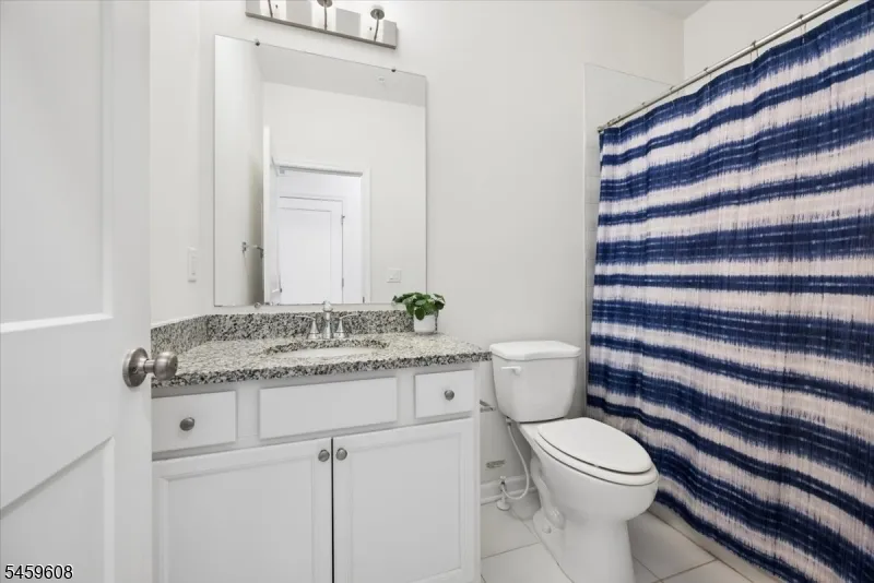 82 Depot Way Dunellen, NJ 08812