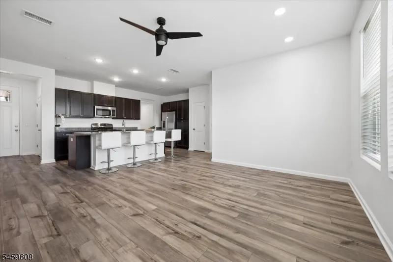 82 Depot Way Dunellen, NJ 08812