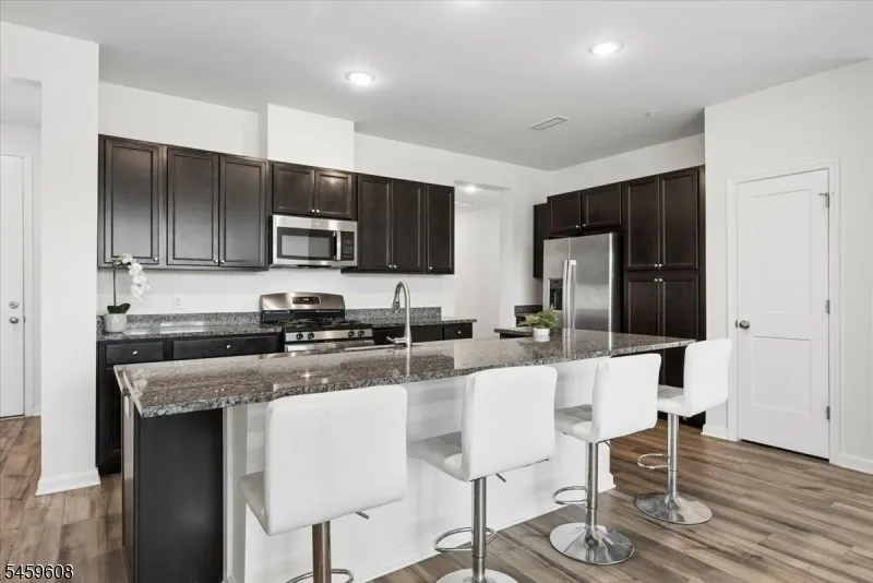 82 Depot Way Dunellen, NJ 08812