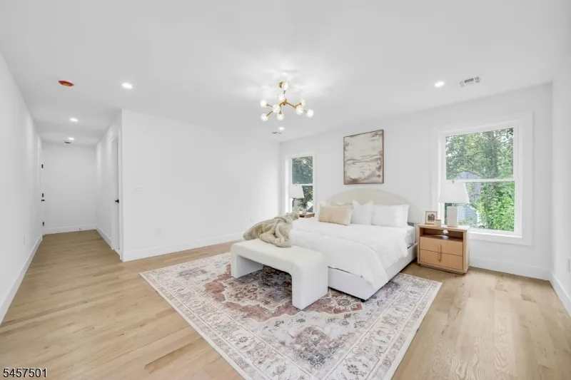 1880 Long Ter Union, NJ 07083
