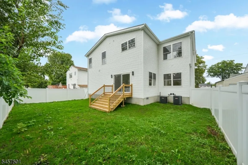 1880 Long Ter Union, NJ 07083