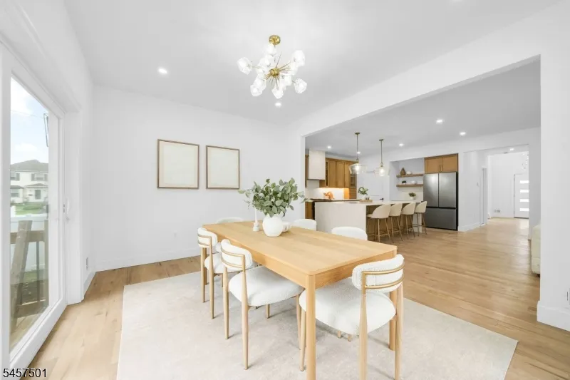 1880 Long Ter Union, NJ 07083
