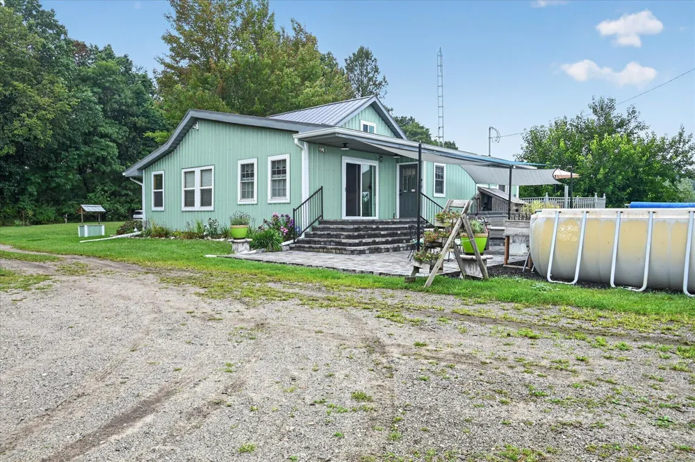 12915 Cassidy Road Bellevue, MI 49021