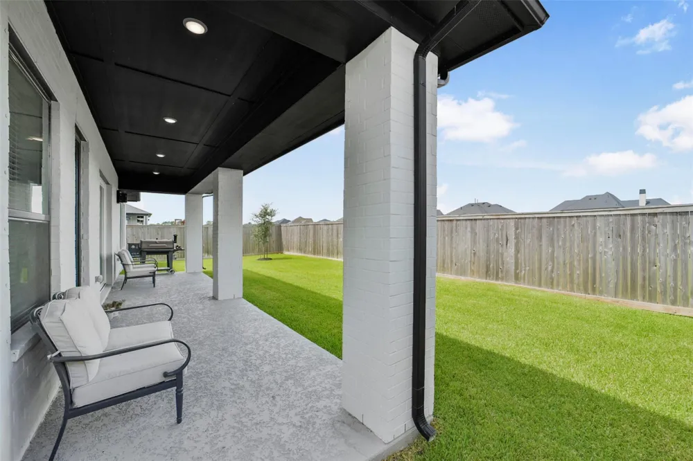 1702 Spring View Friendswood, TX 77546