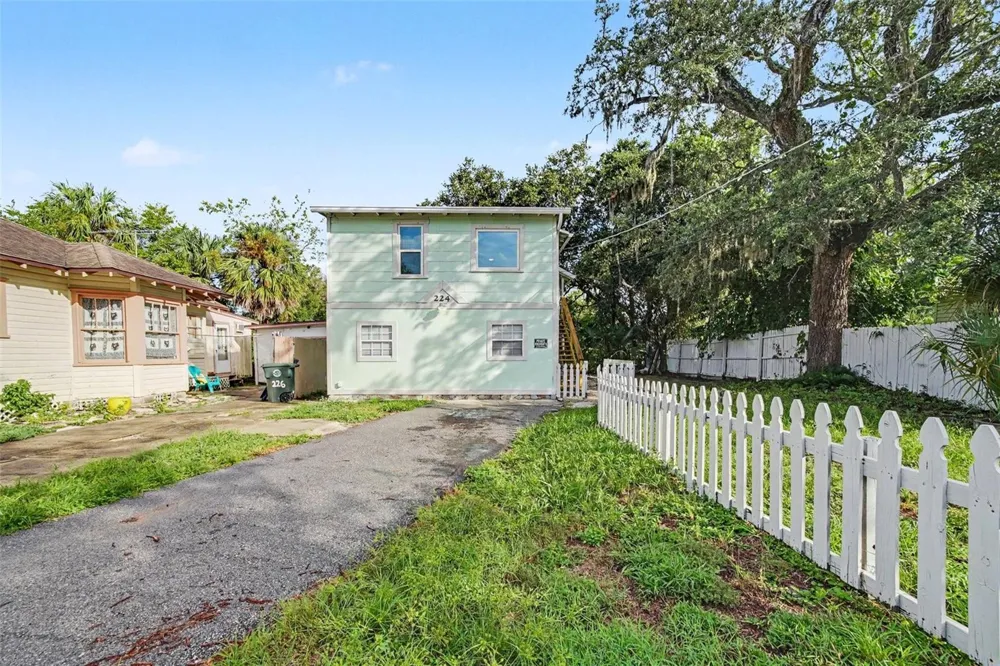 224 KINGSTON AVENUE Daytona Beach, FL 32114