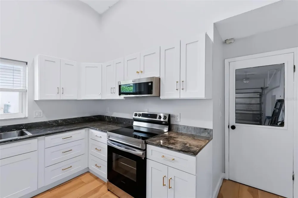 1035 ANCLOTE DRIVE Tarpon Springs, FL 34689