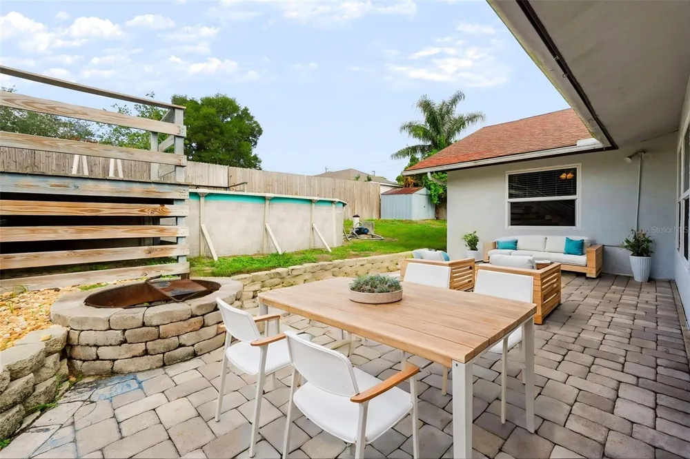 1035 ANCLOTE DRIVE Tarpon Springs, FL 34689