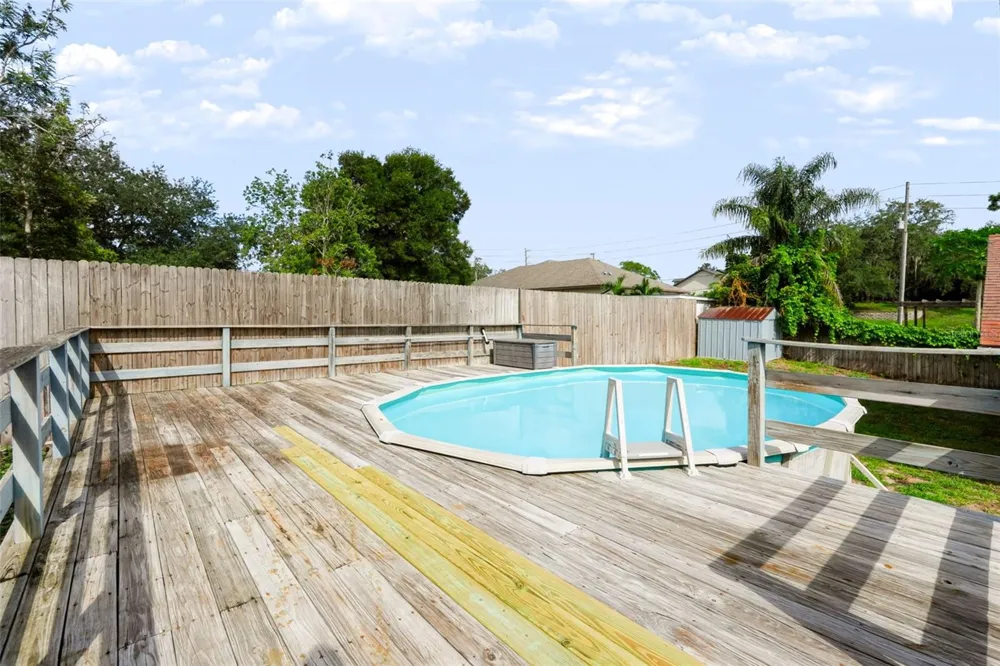 1035 ANCLOTE DRIVE Tarpon Springs, FL 34689
