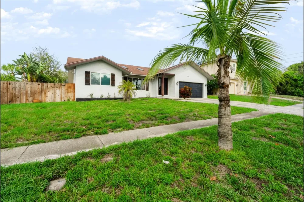 1035 ANCLOTE DRIVE Tarpon Springs, FL 34689
