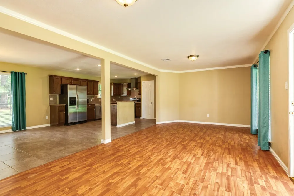 101 Irwin Rd Road West Columbia, TX 77486