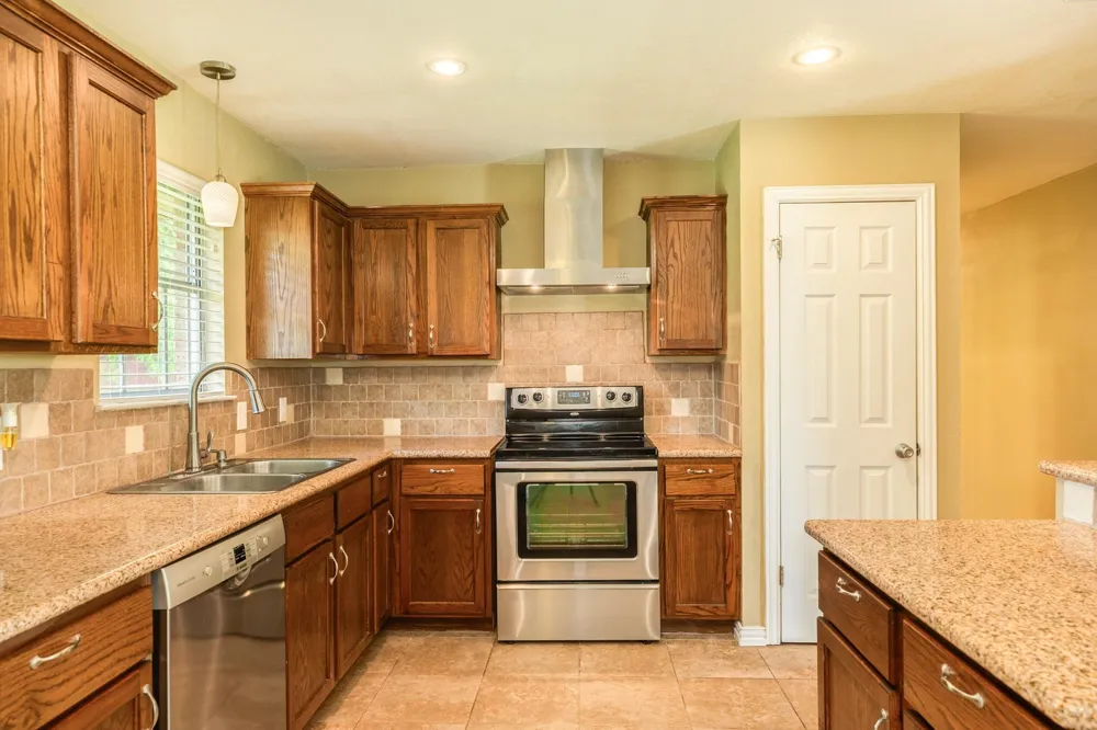 101 Irwin Rd Road West Columbia, TX 77486