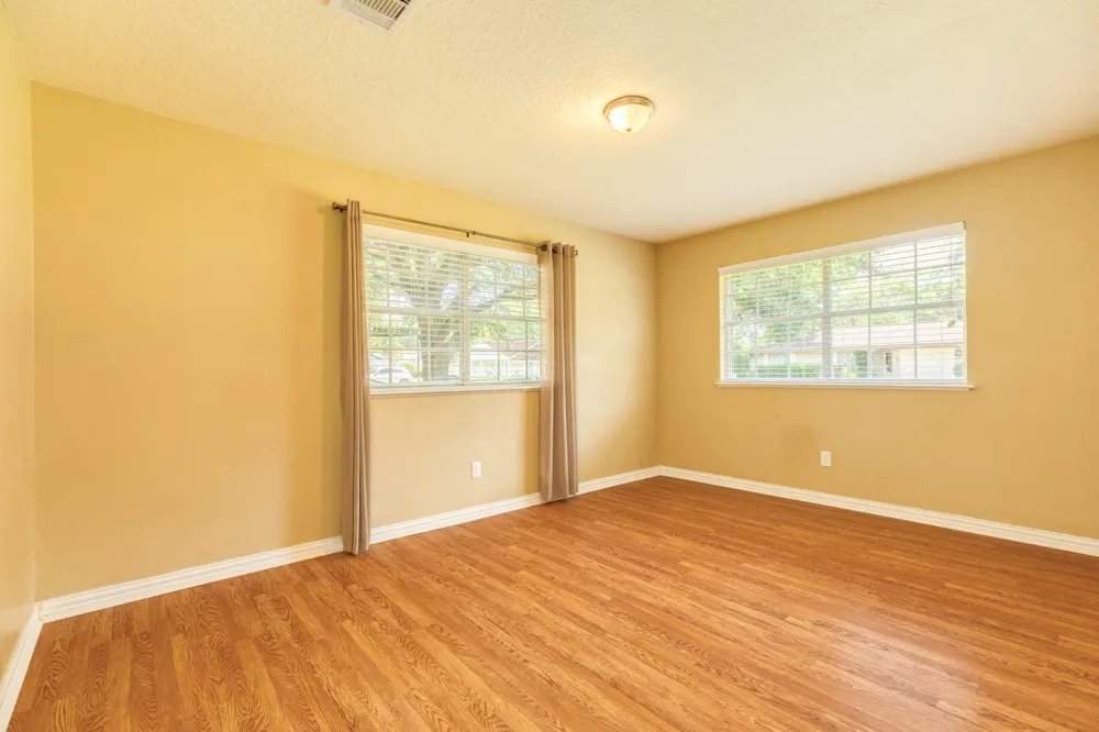 101 Irwin Rd Road West Columbia, TX 77486