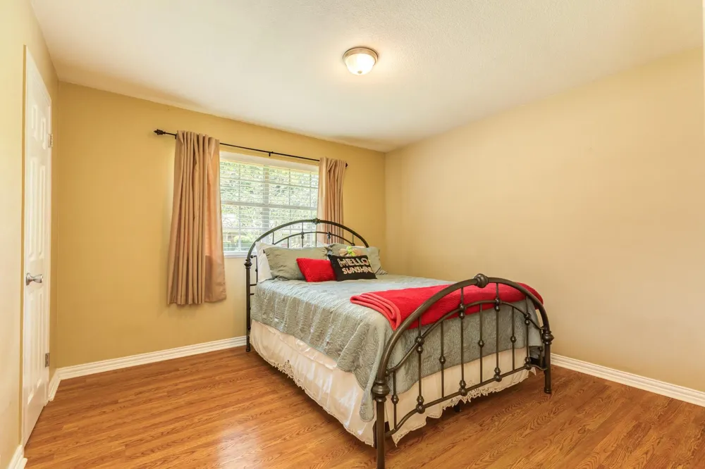 101 Irwin Rd Road West Columbia, TX 77486