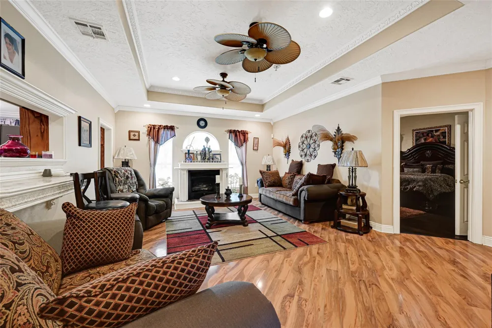 659 Washington Street Liberty, TX 77575