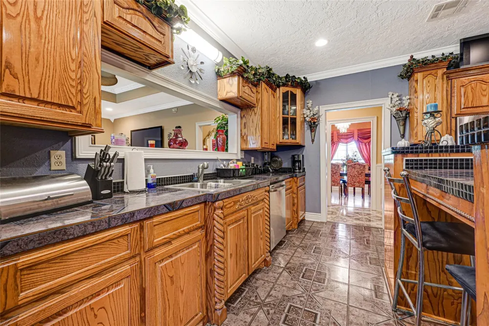 659 Washington Street Liberty, TX 77575