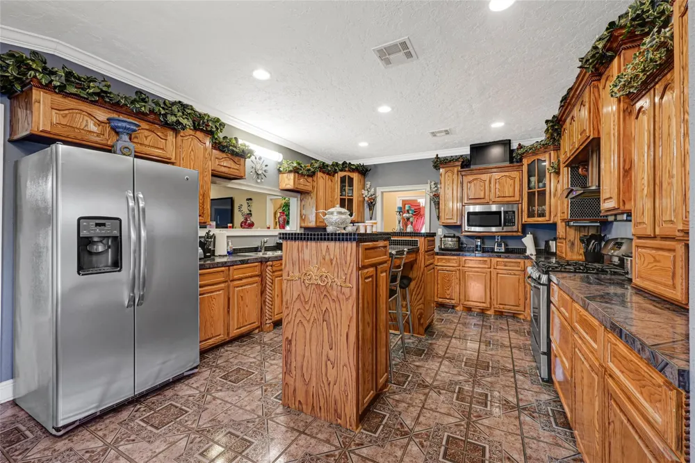659 Washington Street Liberty, TX 77575