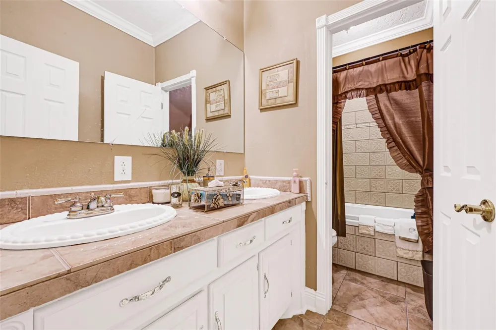 659 Washington Street Liberty, TX 77575