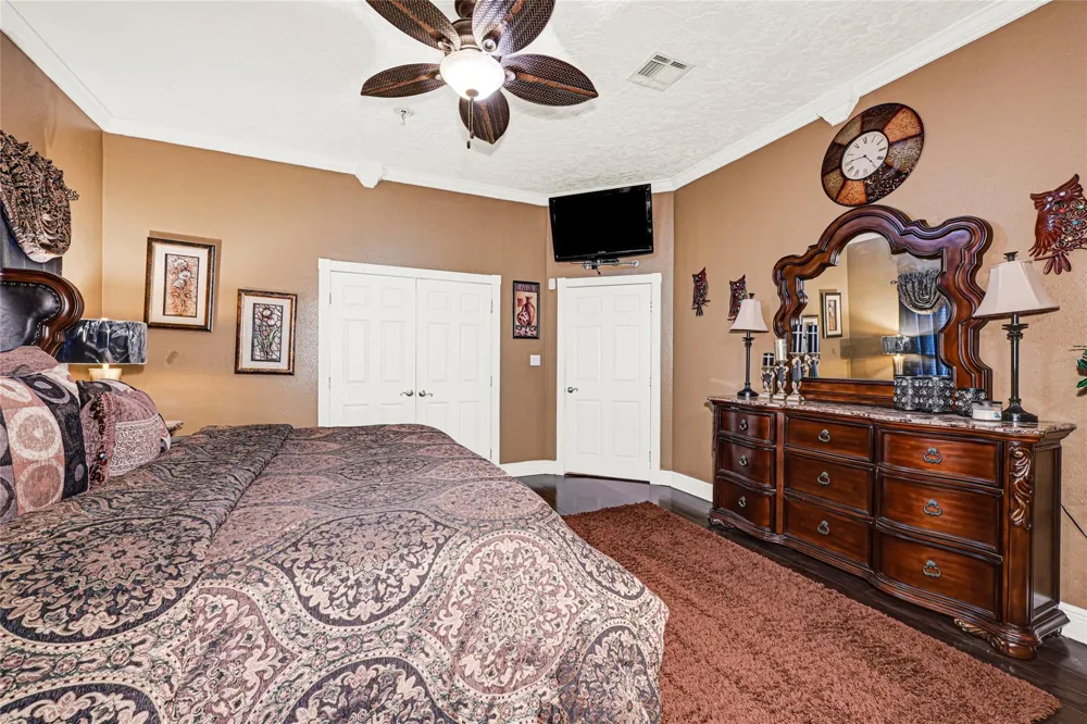 659 Washington Street Liberty, TX 77575