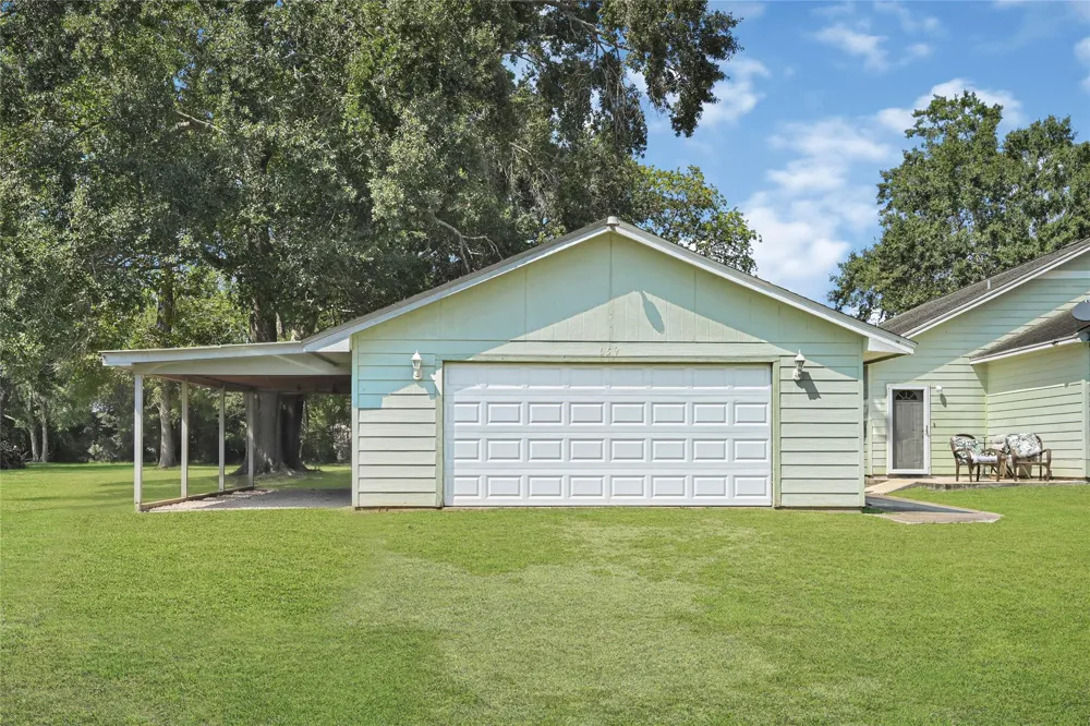 659 Washington Street Liberty, TX 77575
