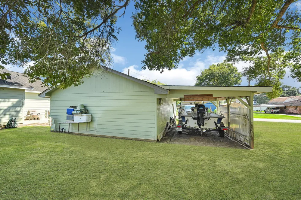 659 Washington Street Liberty, TX 77575