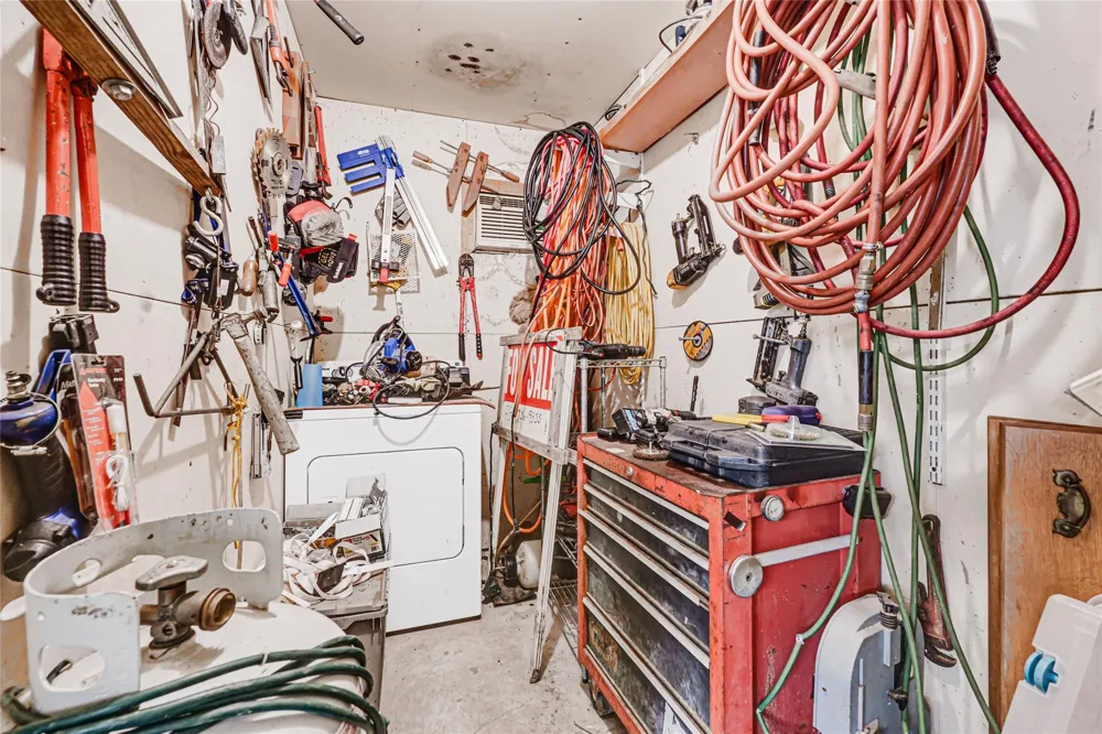 659 Washington Street Liberty, TX 77575