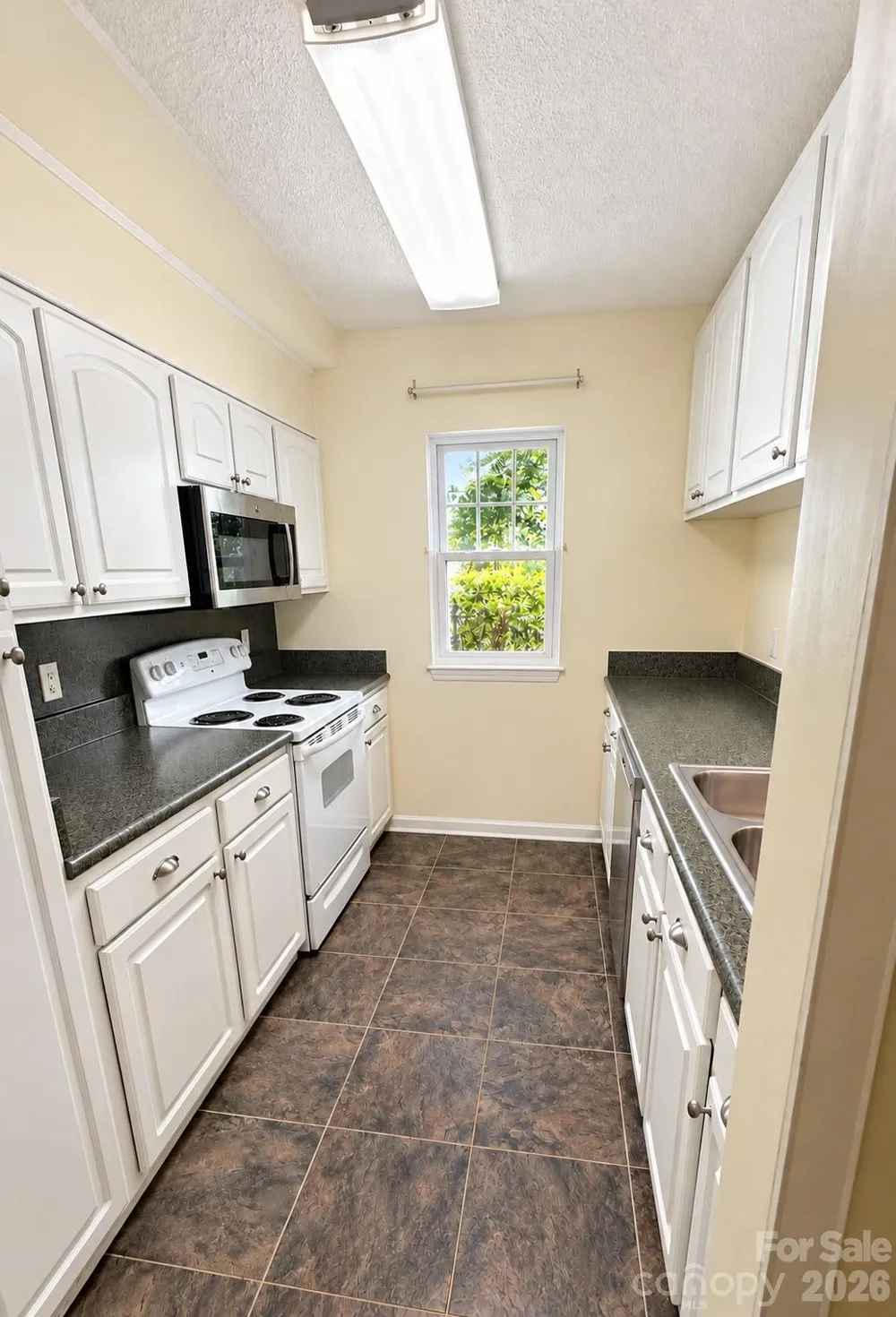 4011 Whirlaway Court #C Clemmons, NC 27012