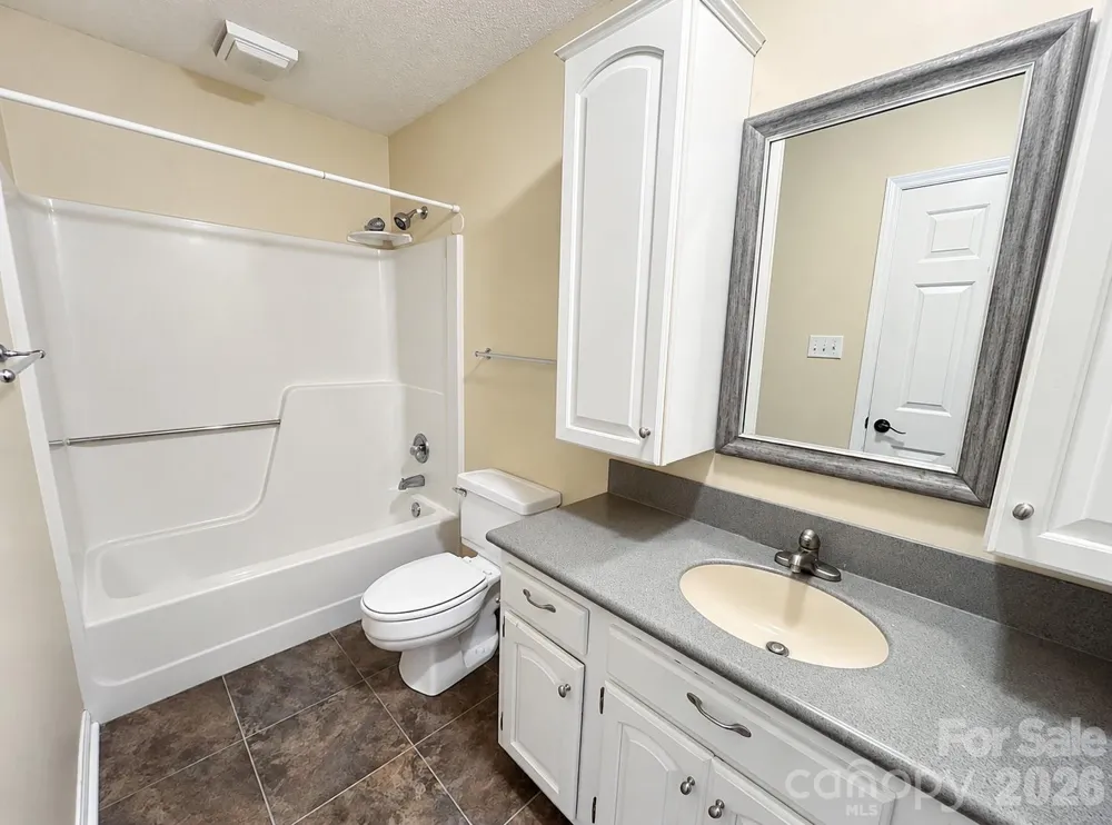 4011 Whirlaway Court #C Clemmons, NC 27012